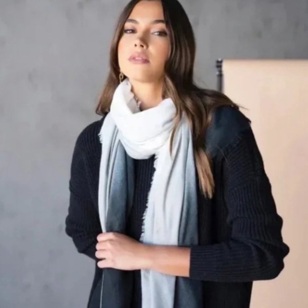 Cushnie lux grey horizon ombré scarf - Picture 9 of 11